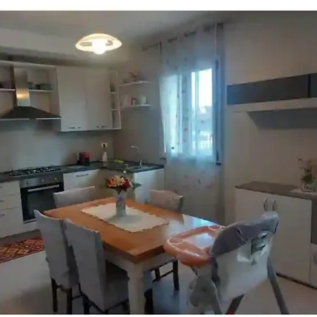 La Casa Di Tina Apartment *